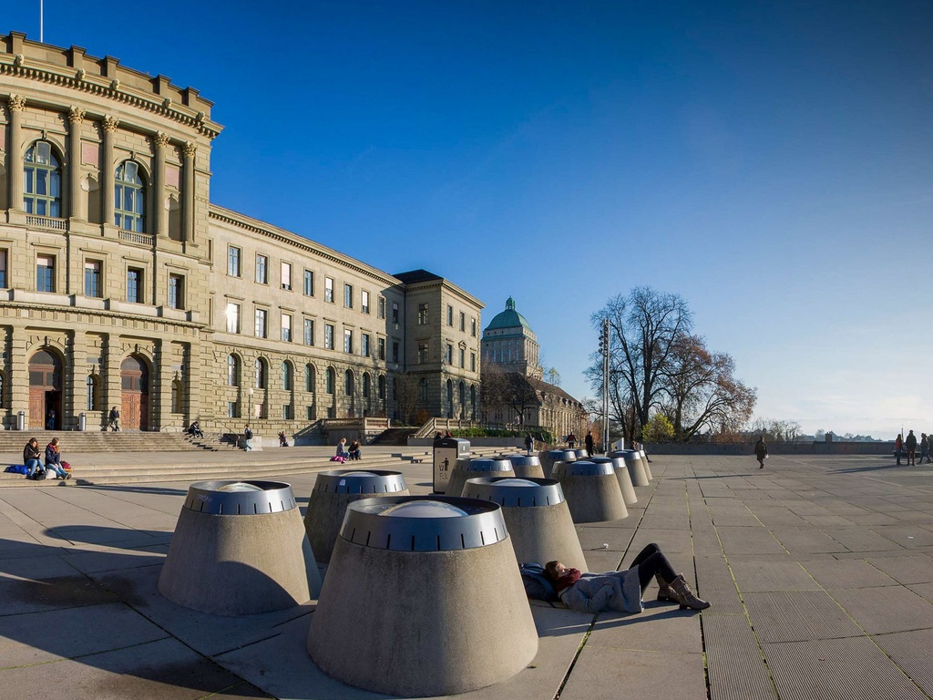 Open Source Grünflächenmanagement ETH Zürich mit QGIS